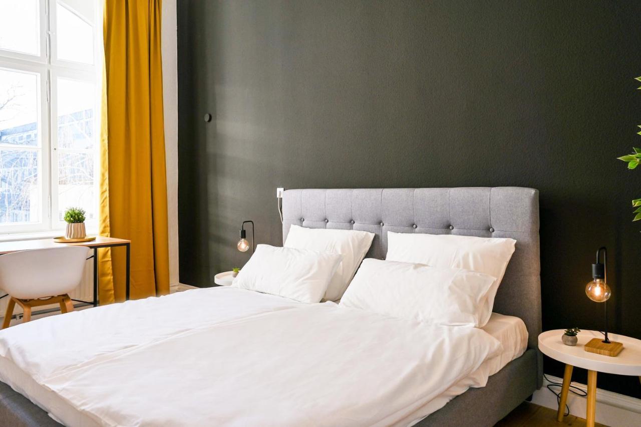120Qm Denkmal Apartment In Krefeld Mit Stuck Und Balkon - Beuys Apartments - 크레펠트 외부 사진