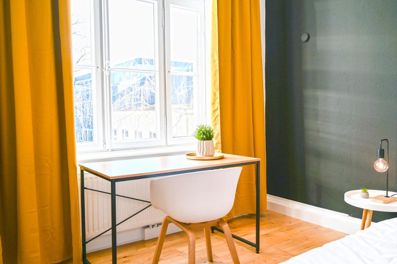 120Qm Denkmal Apartment In Krefeld Mit Stuck Und Balkon - Beuys Apartments - 크레펠트 외부 사진